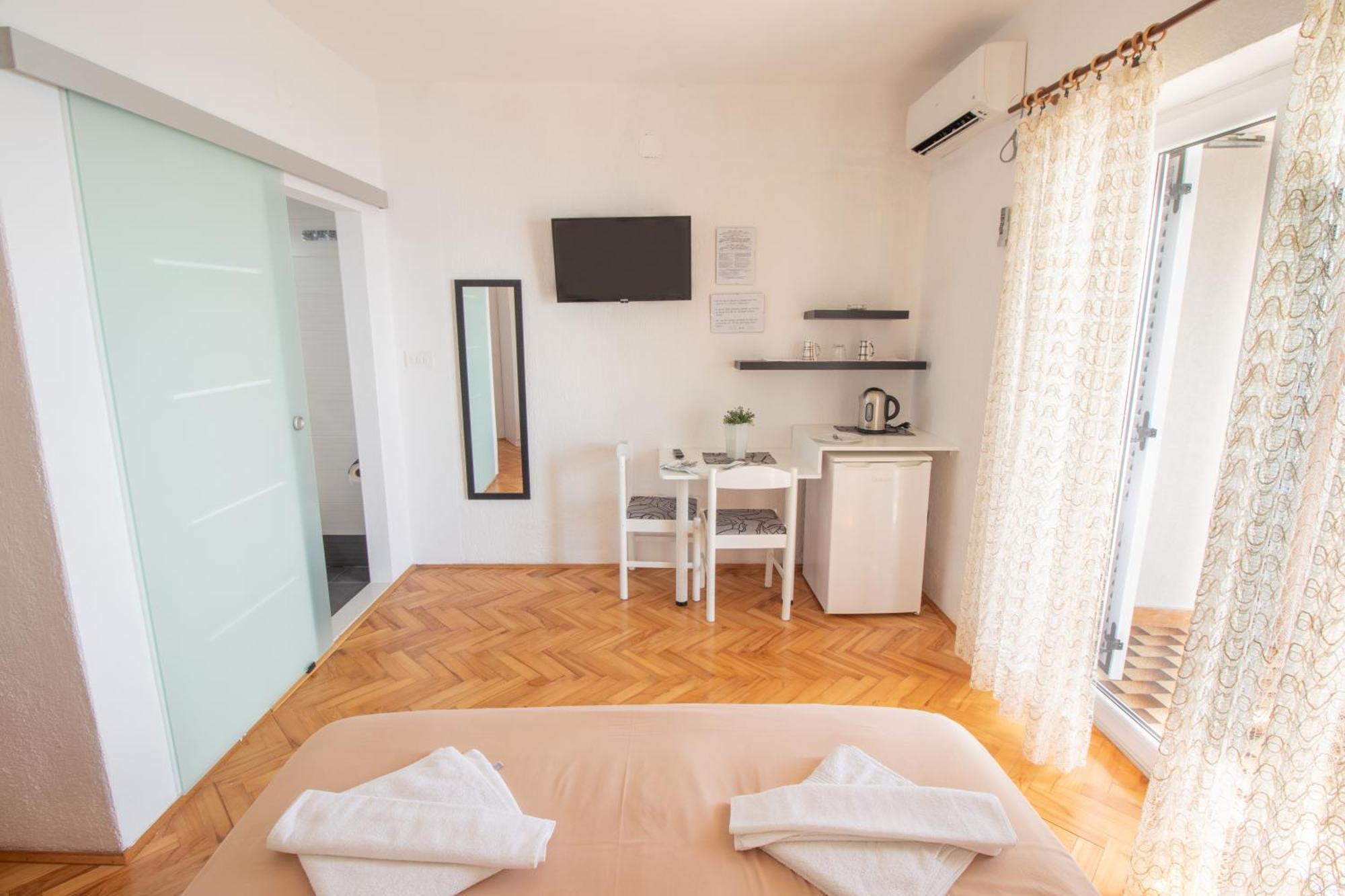 Plaza 2 Hotel Sveti Juraj Ngoại thất bức ảnh